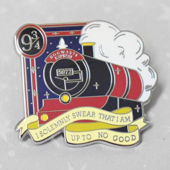 Harry Potter Magic 9 3/4 Hogwarts Train I Solemnly Swear I Am Up To No Good Pin - Picture 1 of 2